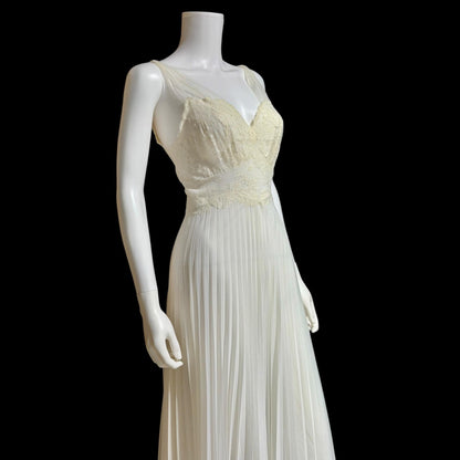 VANITY FAIR vintage 1950s nightgown slip dress, White pleated nylon lingerie dress