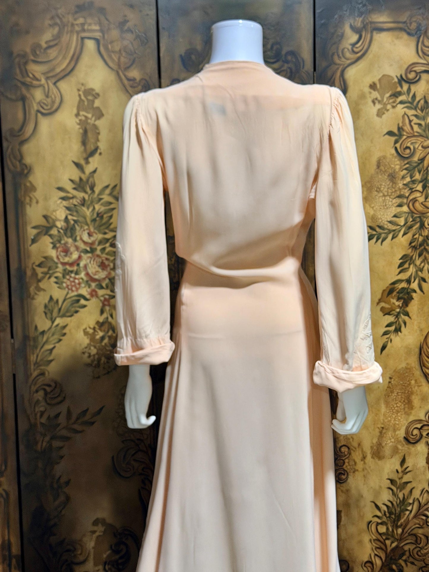 1940s vintage dressing gown robe, LYN DELLE powder pink zip front lingerie dress