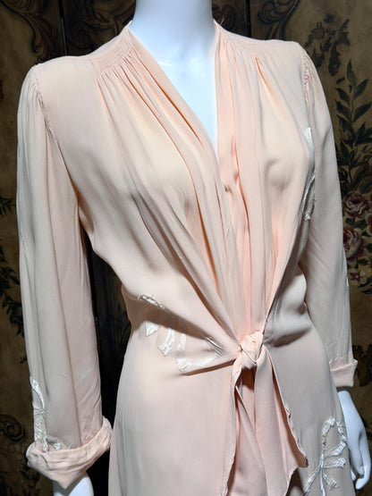 1940s vintage dressing gown robe, LYN DELLE powder pink zip front lingerie dress