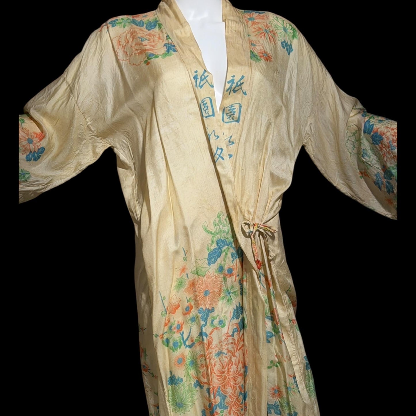 1920s vintage dressing gown robe, Ponge silk floral flapper style duster housecoat lingerie dress