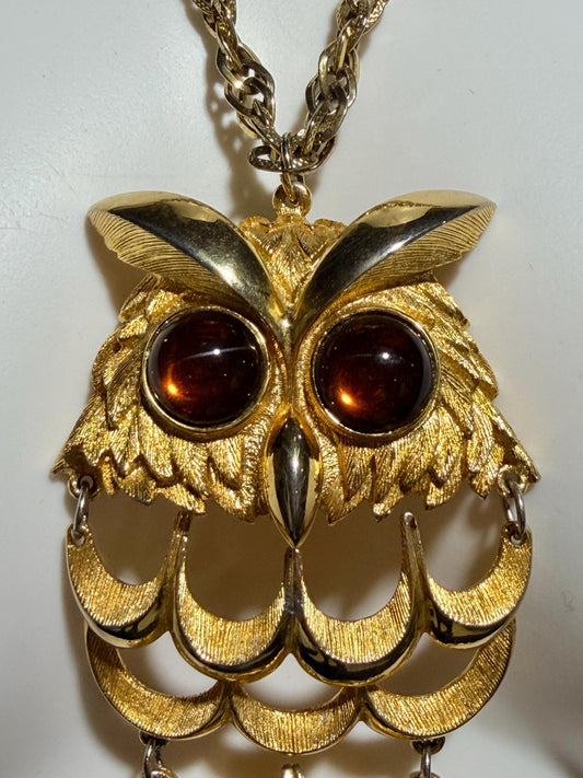 1970s Vintage OWL Necklace, Gold Articulated Pendant Rope Chain