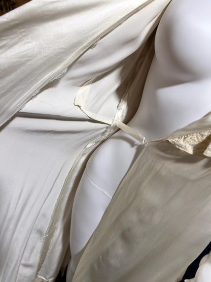 1930s 40s Vintage Dressing Gown Robe, Shiny Liquid Satin Lace Loungewear Robe