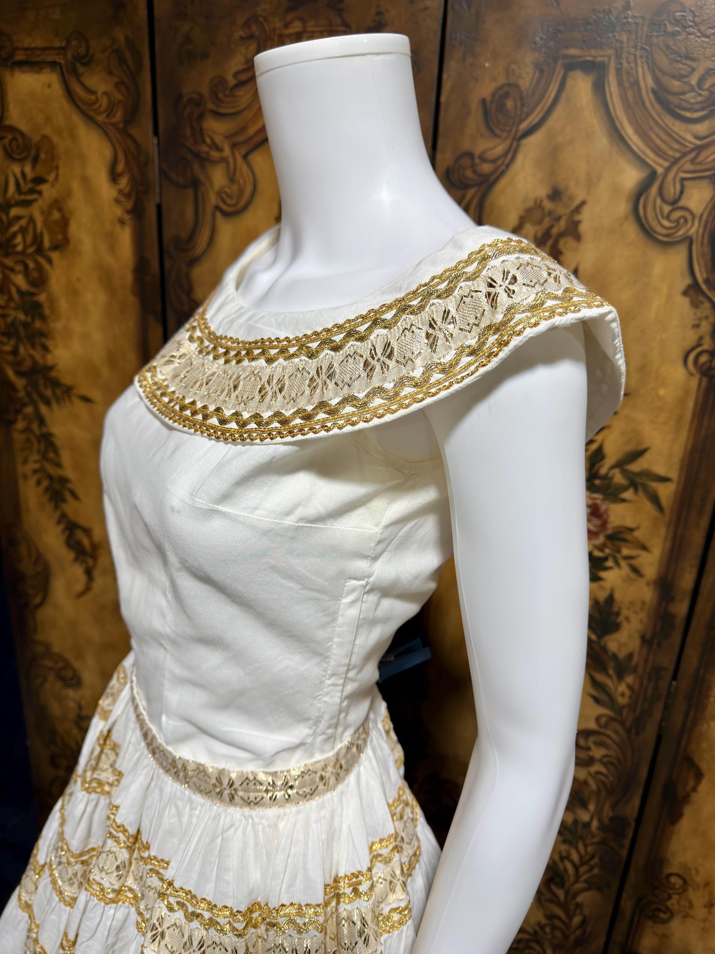 1950s vintage Patio Fiesta Dress, White Cotton Gold metallic 2 pc dress top & skirt