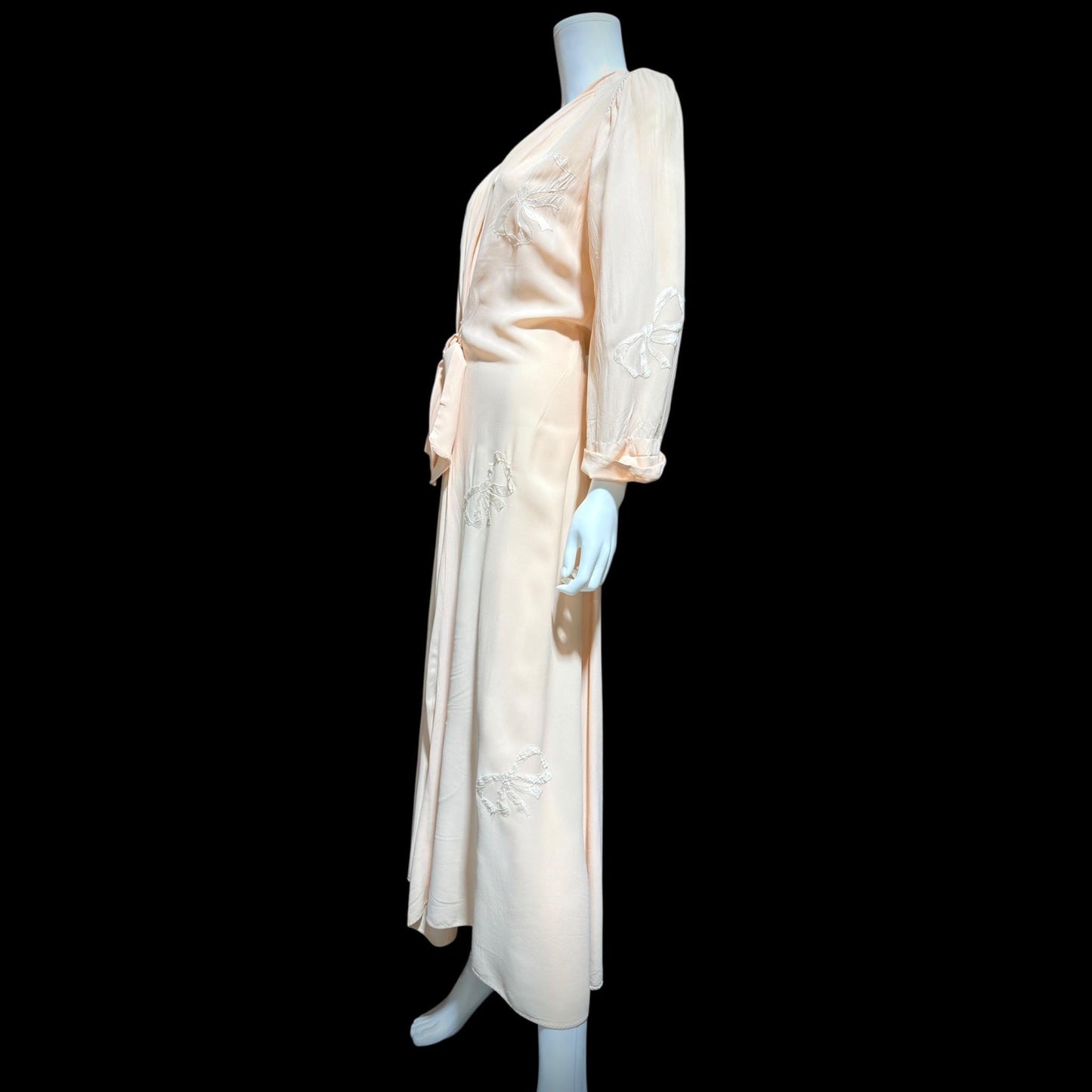 1940s vintage dressing gown robe, LYN DELLE powder pink zip front lingerie dress