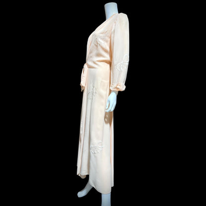 1940s vintage dressing gown robe, LYN DELLE powder pink zip front lingerie dress