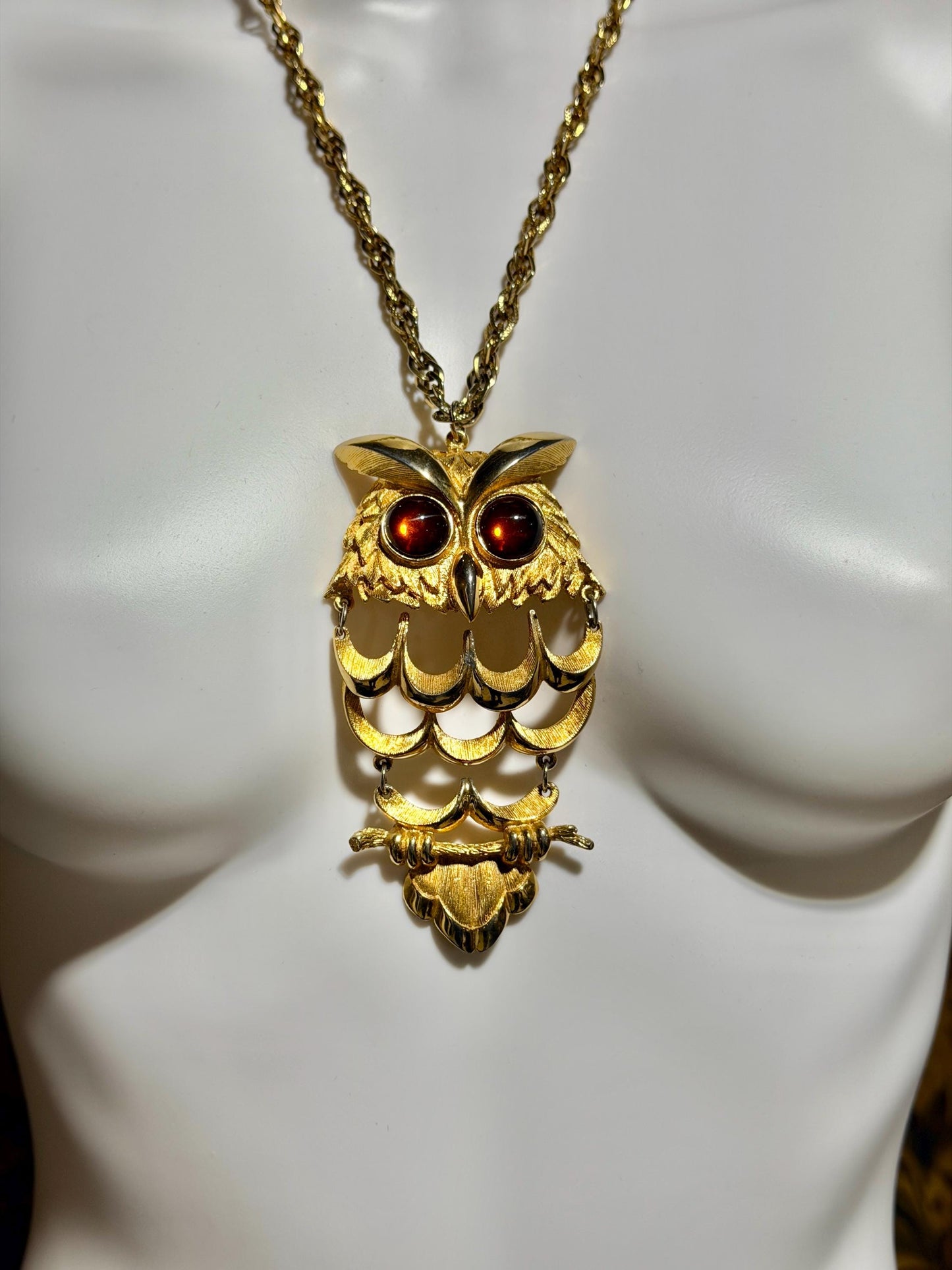 1970s Vintage OWL Necklace, Gold Articulated Pendant Rope Chain