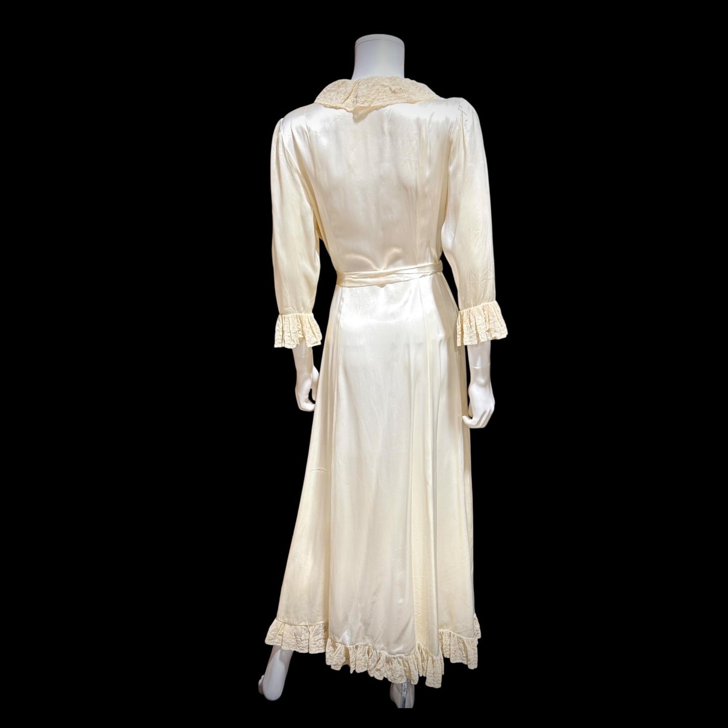 1930s 40s Vintage Dressing Gown Robe, Shiny Liquid Satin Lace Loungewear Robe