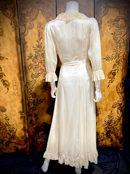 1930s 40s Vintage Dressing Gown Robe, Shiny Liquid Satin Lace Loungewear Robe