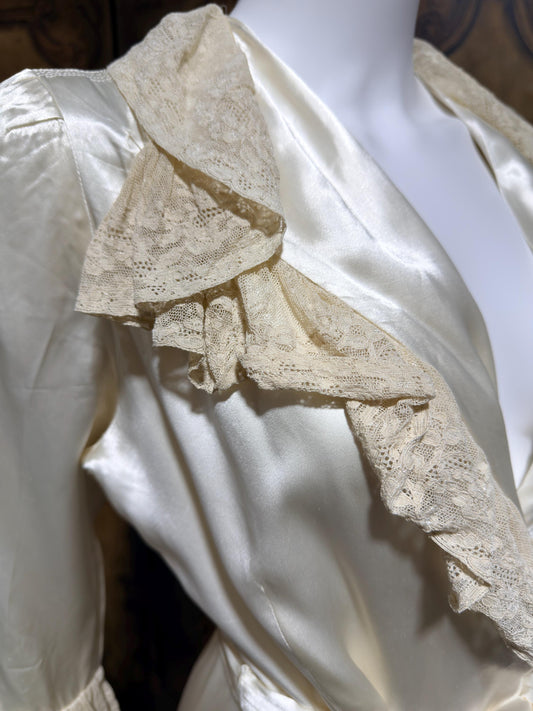 1930s 40s Vintage Dressing Gown Robe, Shiny Liquid Satin Lace Loungewear Robe