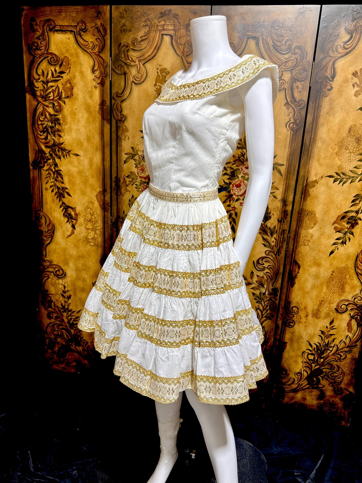 1950s vintage Patio Fiesta Dress, White Cotton Gold metallic 2 pc dress top & skirt