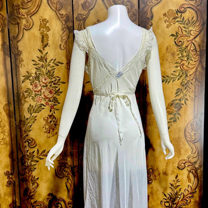 TROUSSEAU vintage 1940s nightgown slip dress, Silky White full length lingerie dress