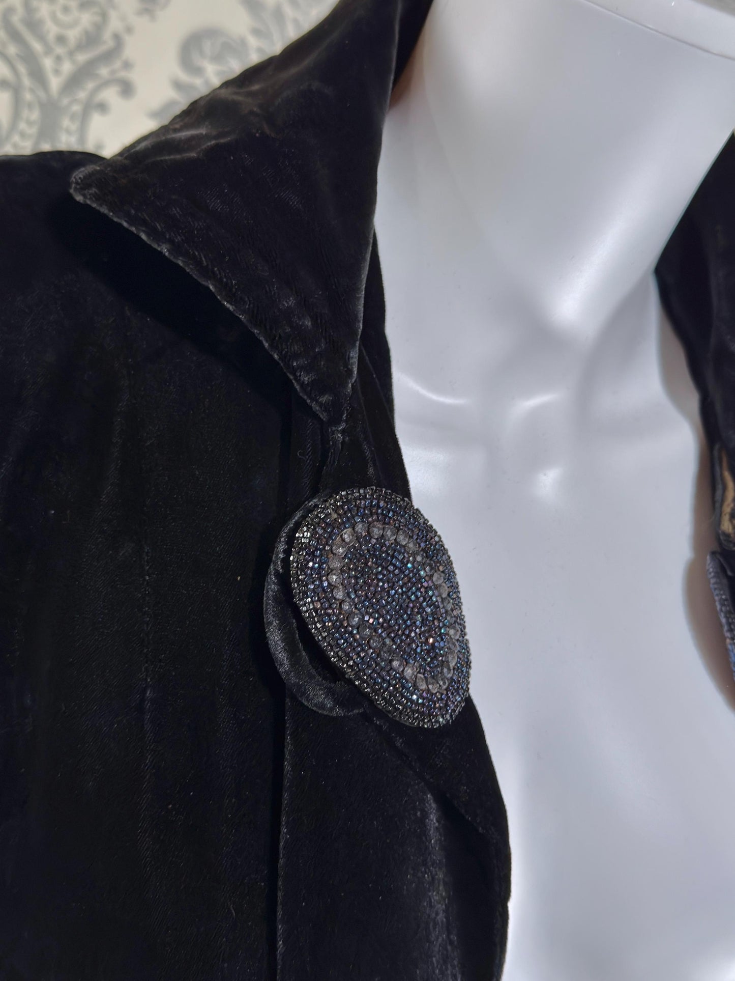 1930s Vintage Velvet Evening Jacket, Black Silk Velvet Swing Cocktail Coat