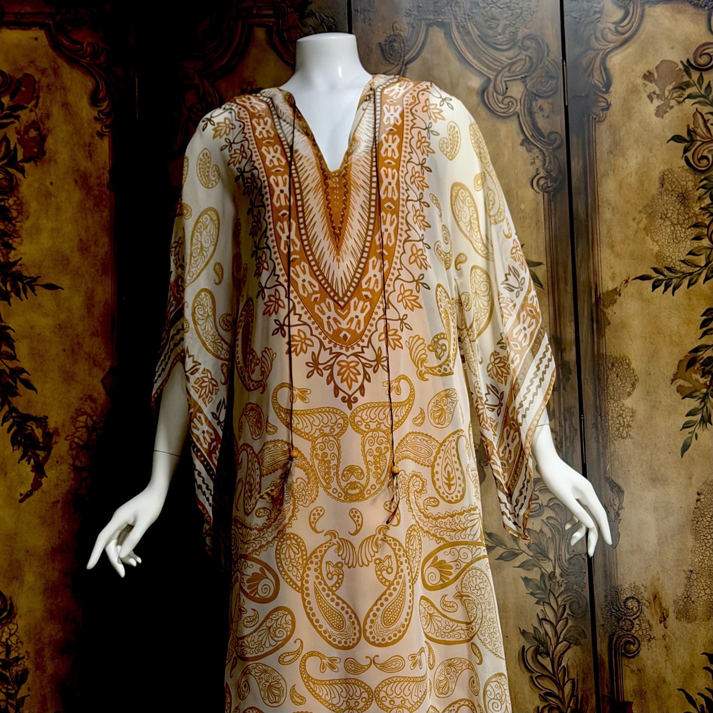 AJ BARI Vintage 1970s caftan dress, hippie boho maxi house dress kaftan