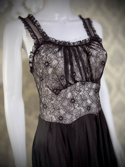 YOLANDE Vintage 1950s Nightgown Slip dress, Black Nylon lingerie dress