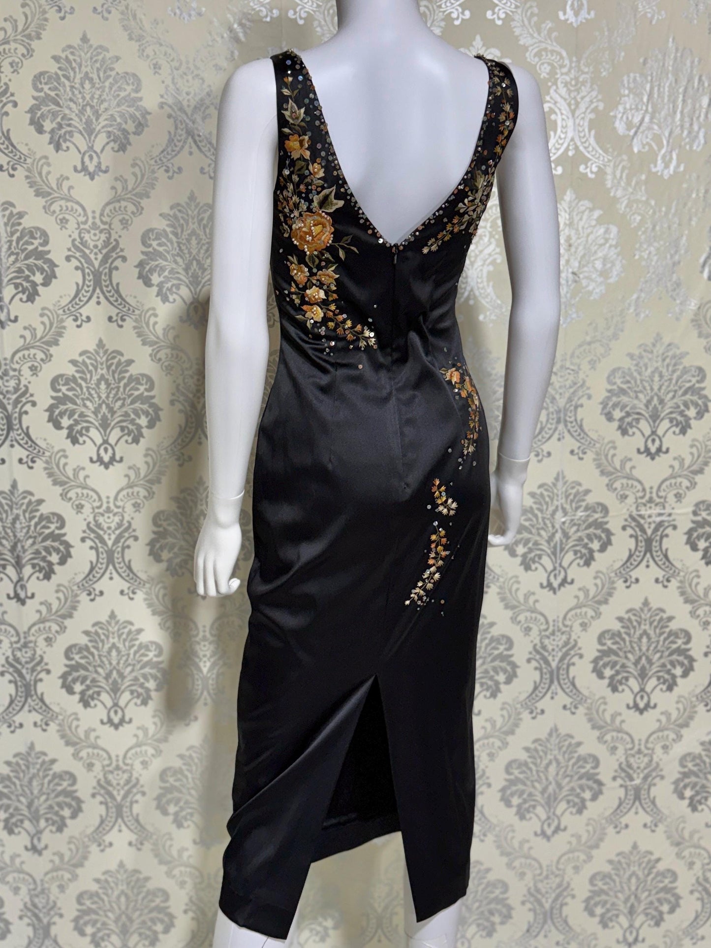 MANDALAY vintage evening cocktail dress, Y2K Embroiderd Black bodycon Midi dress
