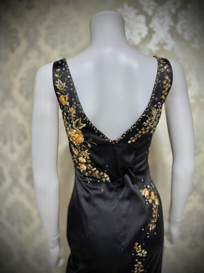 MANDALAY vintage evening cocktail dress, Y2K Embroiderd Black bodycon Midi dress