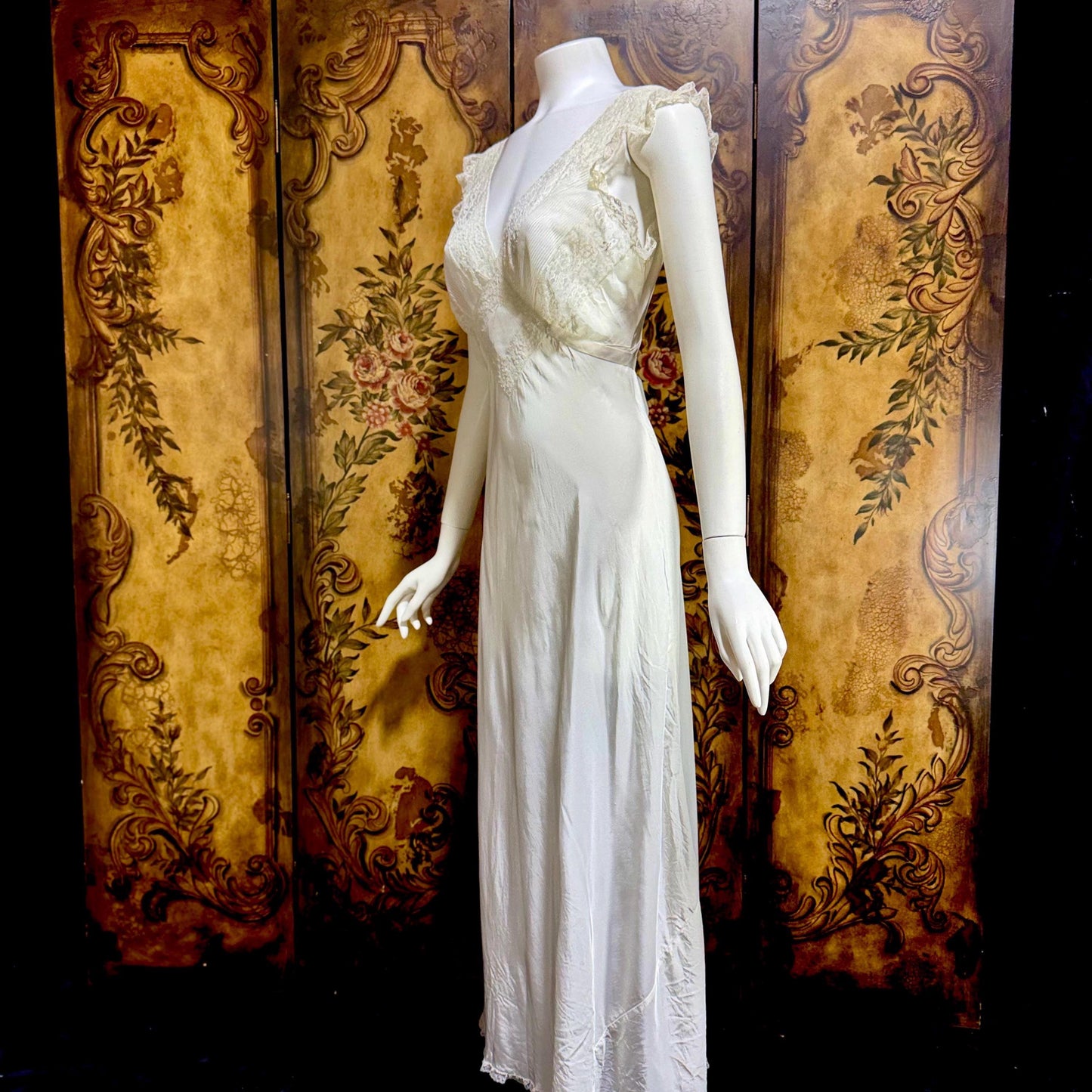 TROUSSEAU vintage 1940s nightgown slip dress, Silky White full length lingerie dress