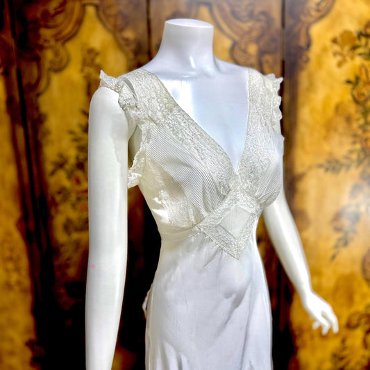 TROUSSEAU vintage 1940s nightgown slip dress, Silky White full length lingerie dress