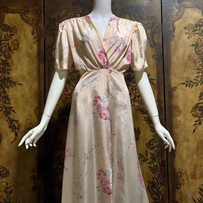 1930s vintage dressing gown robe, Peachy Pink Satin Rose print floral wrap hostess gown