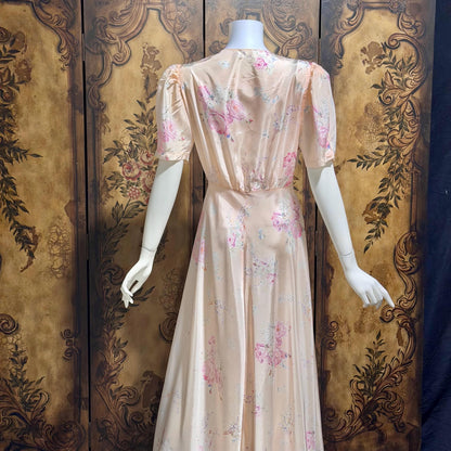 1930s vintage dressing gown robe, Peachy Pink Satin Rose print floral wrap hostess gown