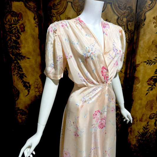 1930s vintage dressing gown robe, Peachy Pink Satin Rose print floral wrap hostess gown