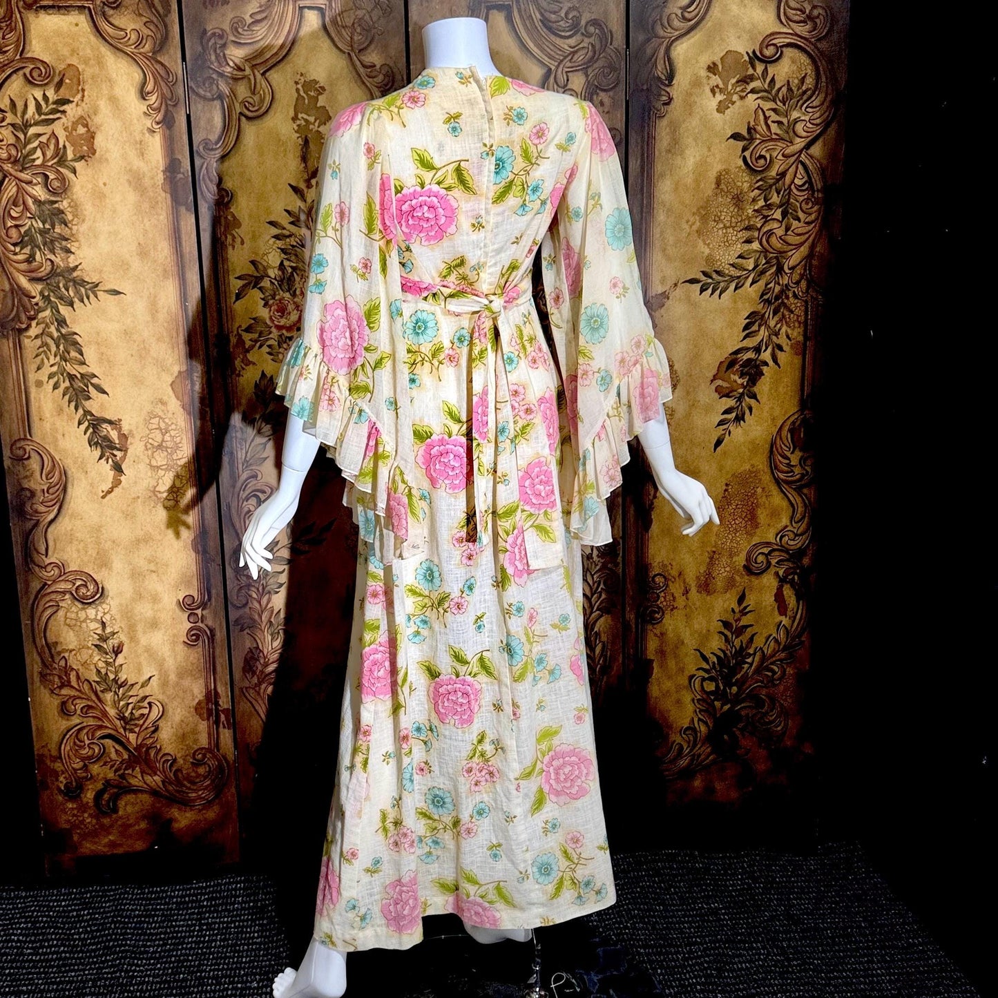 1970s Vintage floral Maxi Dress, Gauzy Angel sleeve Hippie Boho Garden Party dress