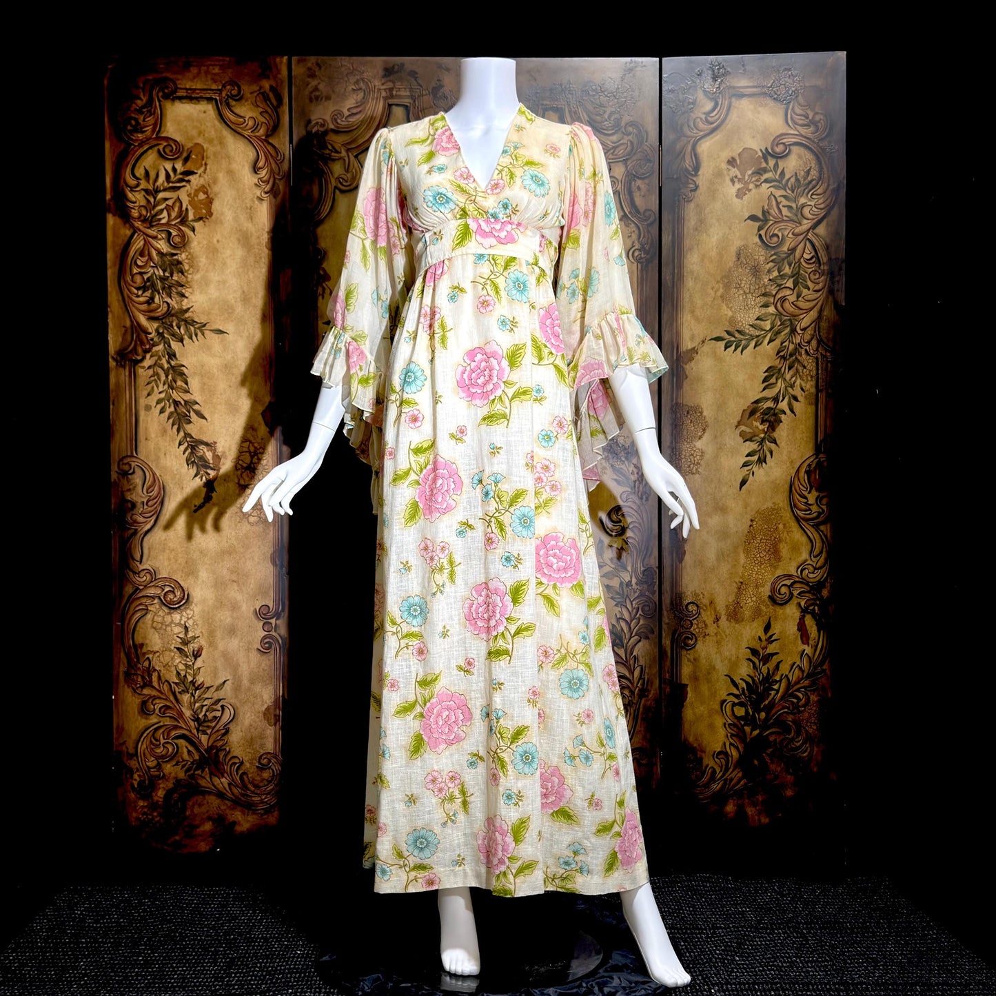 1970s Vintage floral Maxi Dress, Gauzy Angel sleeve Hippie Boho Garden Party dress