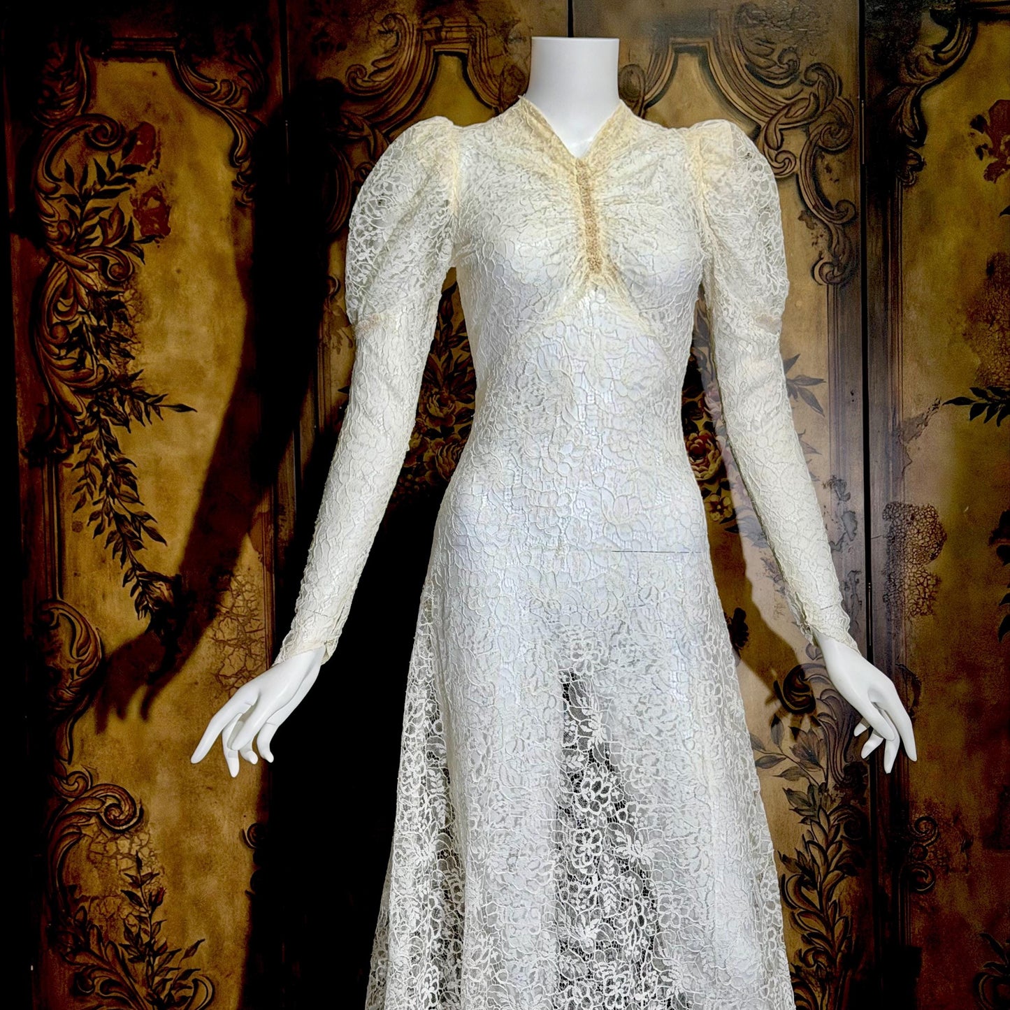 1940s vintage wedding dress, White sheer lace long sleeve sheath gown with train