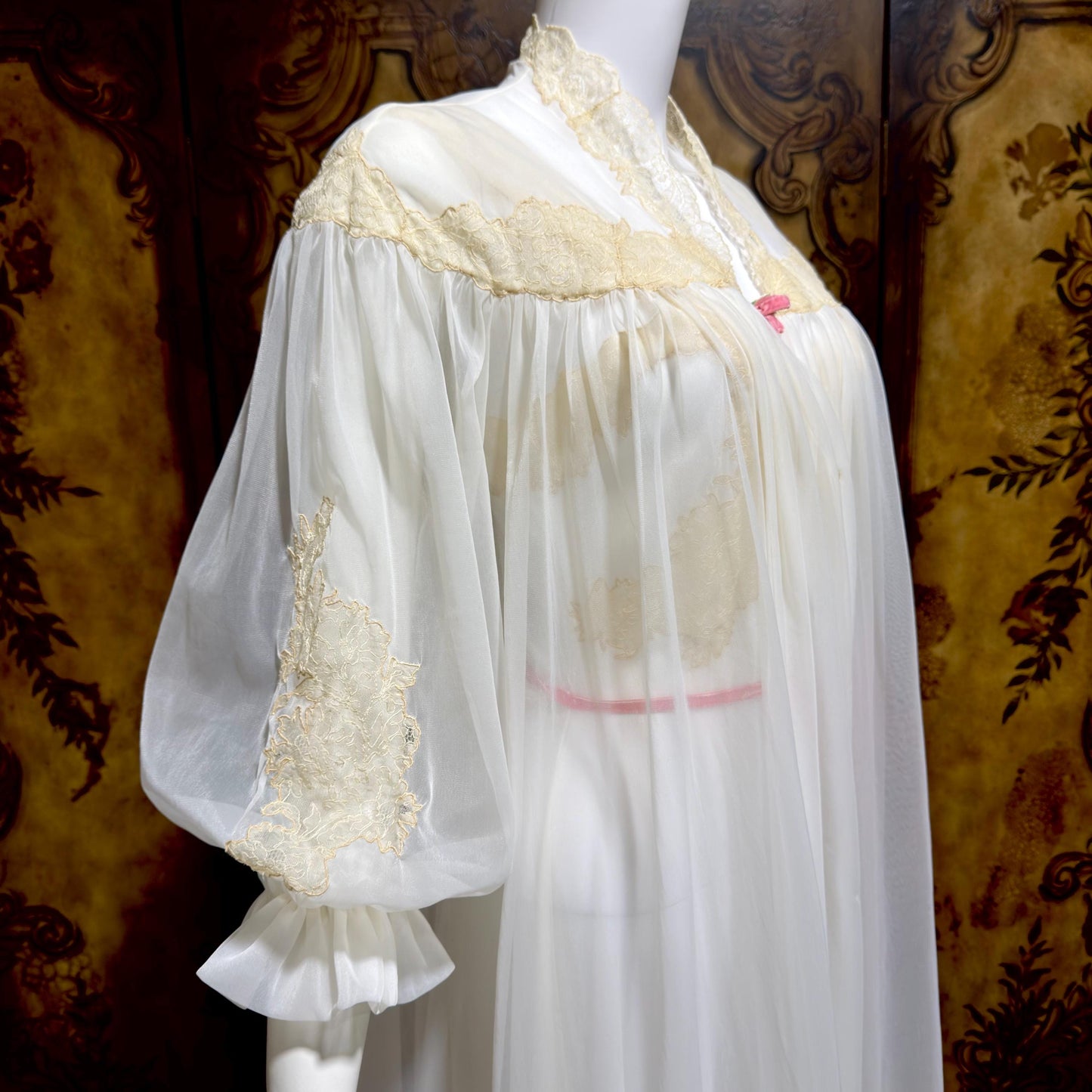 YOLANDE vintage 1940s Peignoir set, White bridal nightgown slip dress and robe