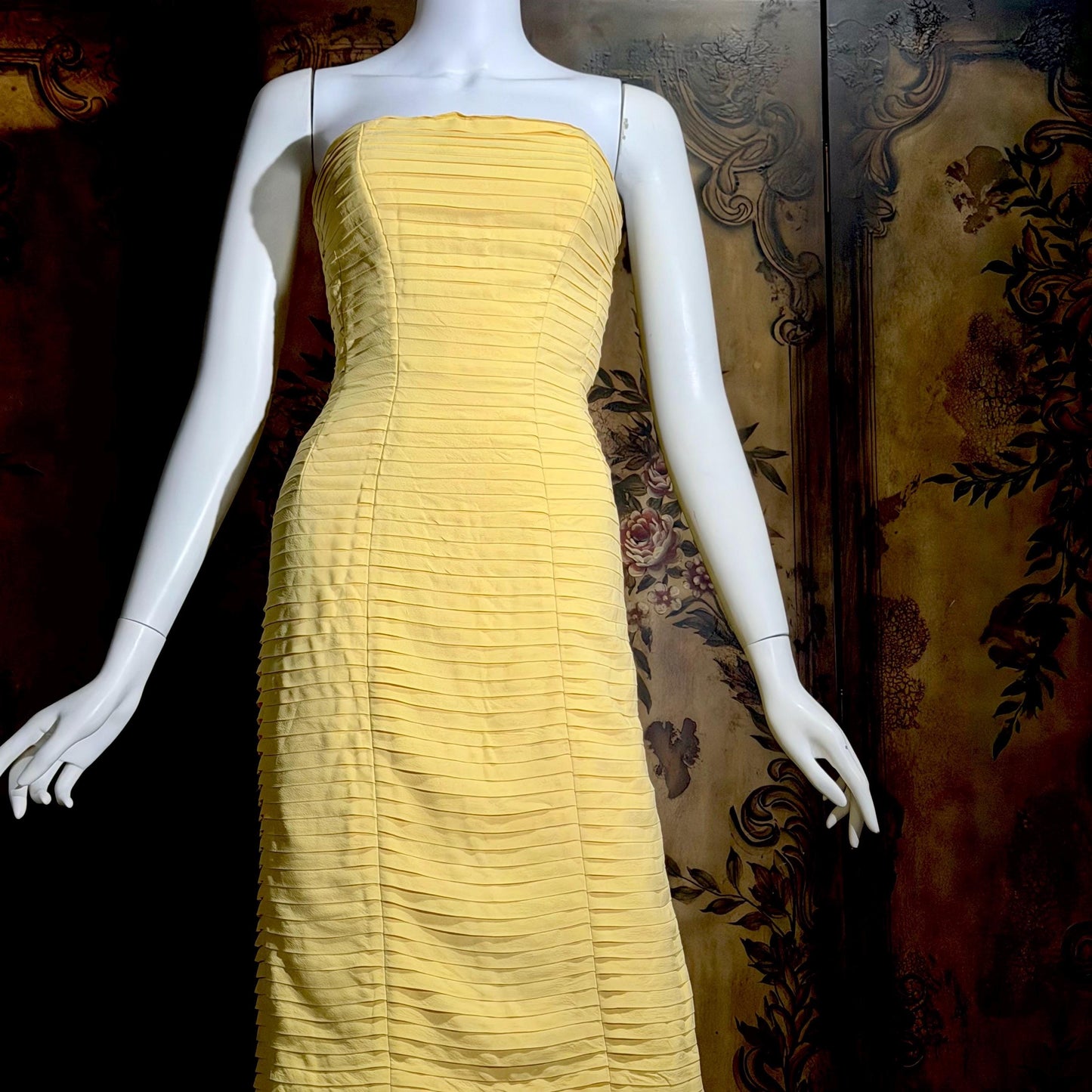 SUZY PERETTE Vintage evening dress, 1950s Yellow wiggle cocktail dress