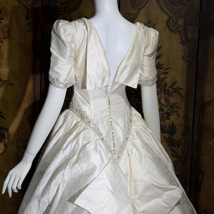 PRONOVIAS vintage wedding dress gown, 1980s All Silk Princess White Ball Gown