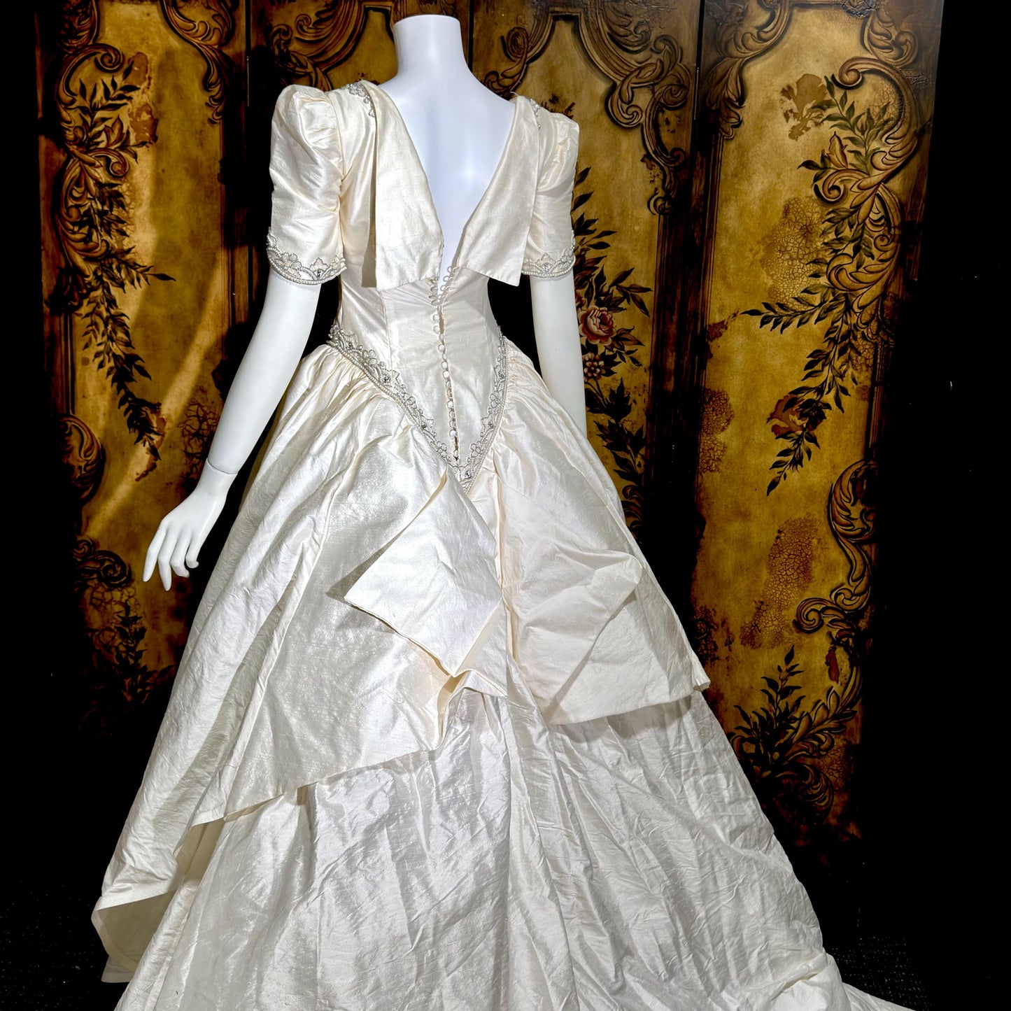 PRONOVIAS vintage wedding dress gown, 1980s All Silk Princess White Ball Gown