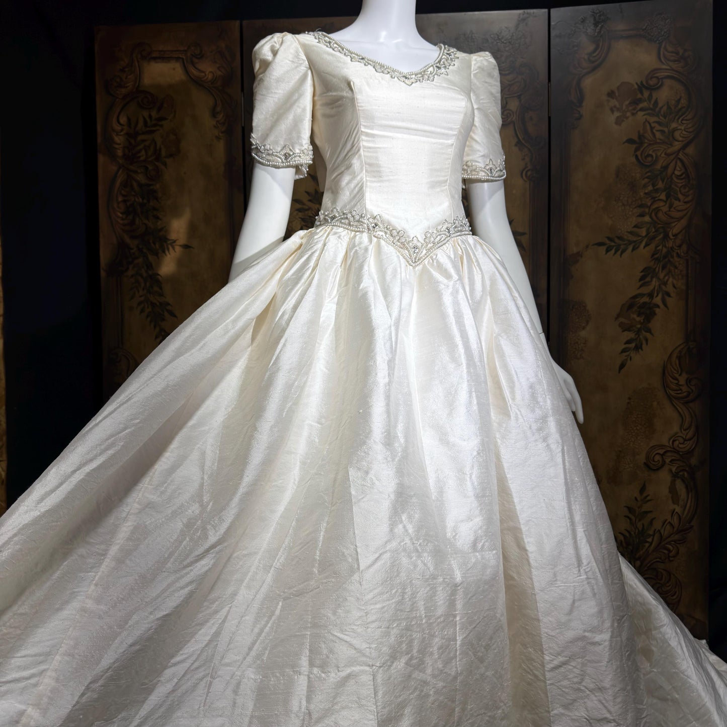 PRONOVIAS vintage wedding dress gown, 1980s All Silk Princess White Ball Gown