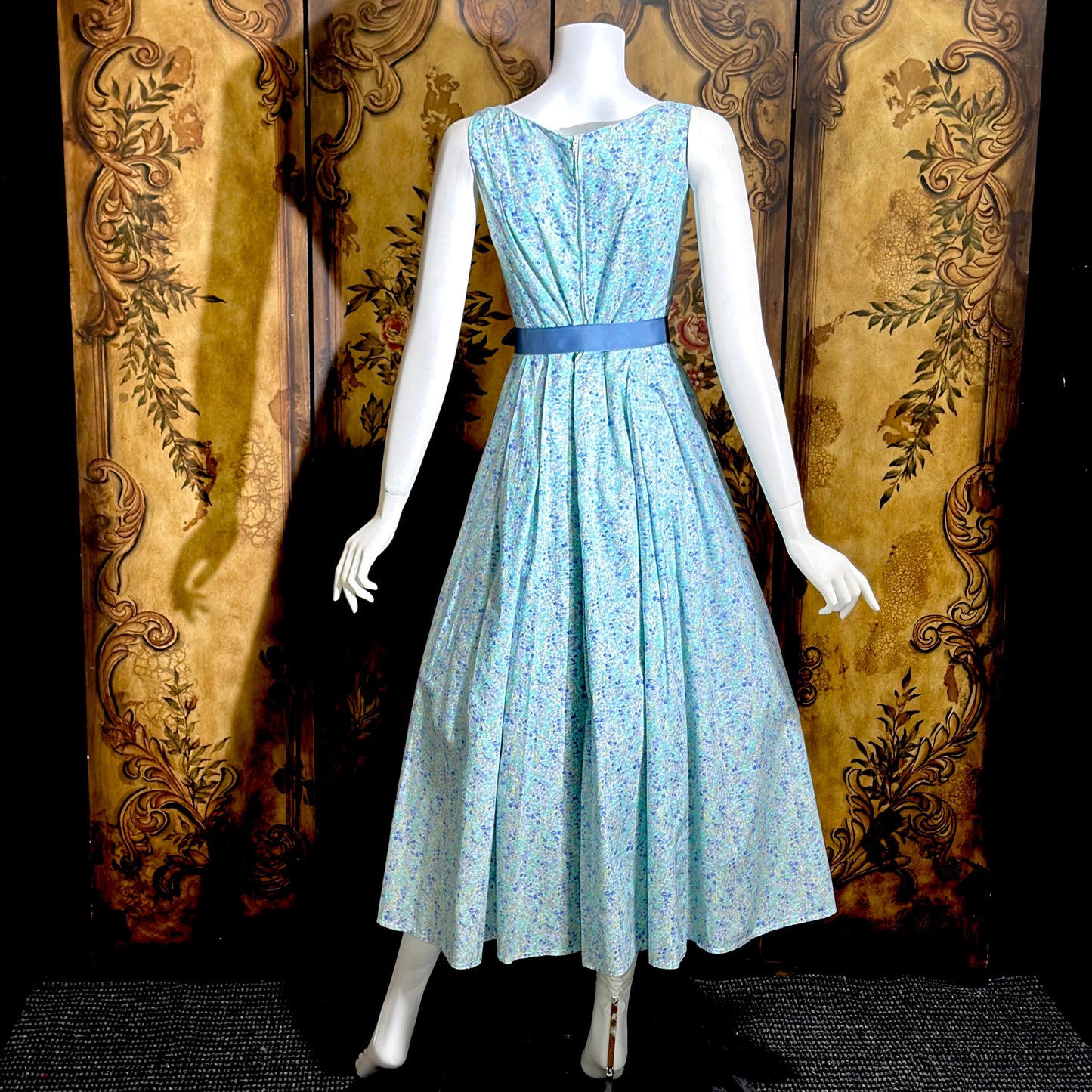 LAURA ASHLEY vintage 1980s day dress, Blue floral cotton full skirt midi dress