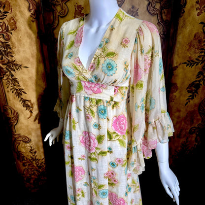 1970s Vintage floral Maxi Dress, Gauzy Angel sleeve Hippie Boho Garden Party dress
