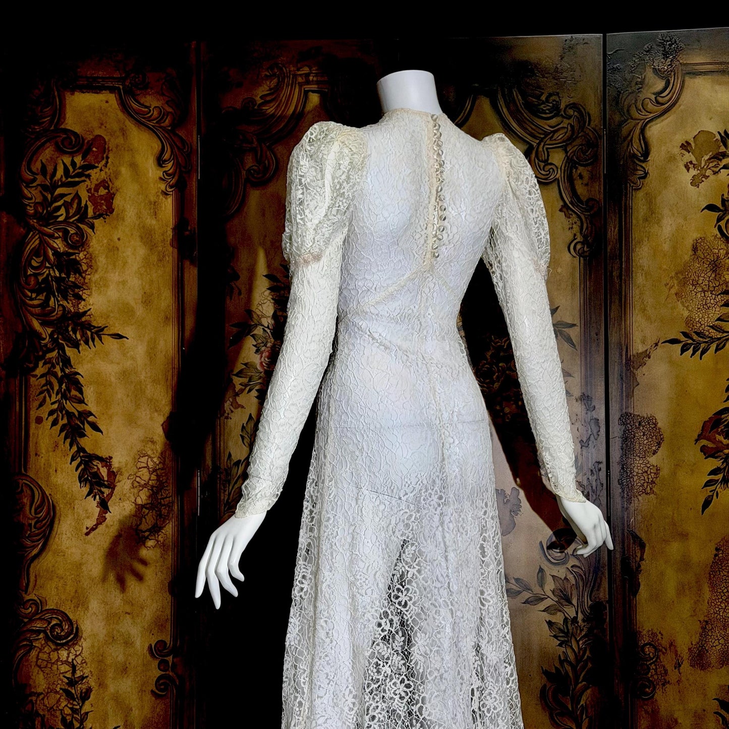 1940s vintage wedding dress, White sheer lace long sleeve sheath gown with train
