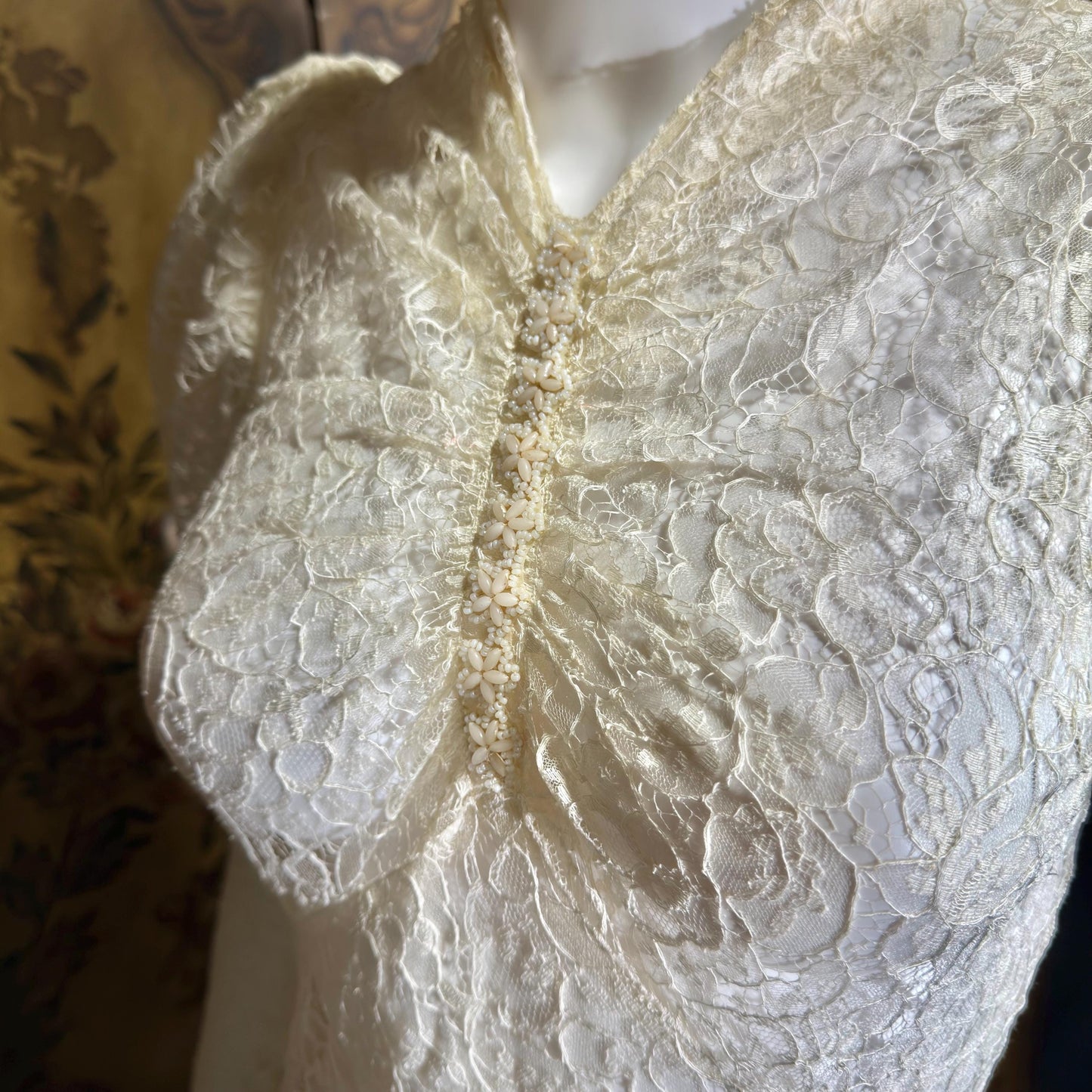 1940s vintage wedding dress, White sheer lace long sleeve sheath gown with train