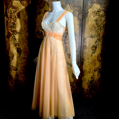 MALOOF Vintage 1950s nightgown robe set, peignoir set, Double layer Peach chiffon lingerie dress