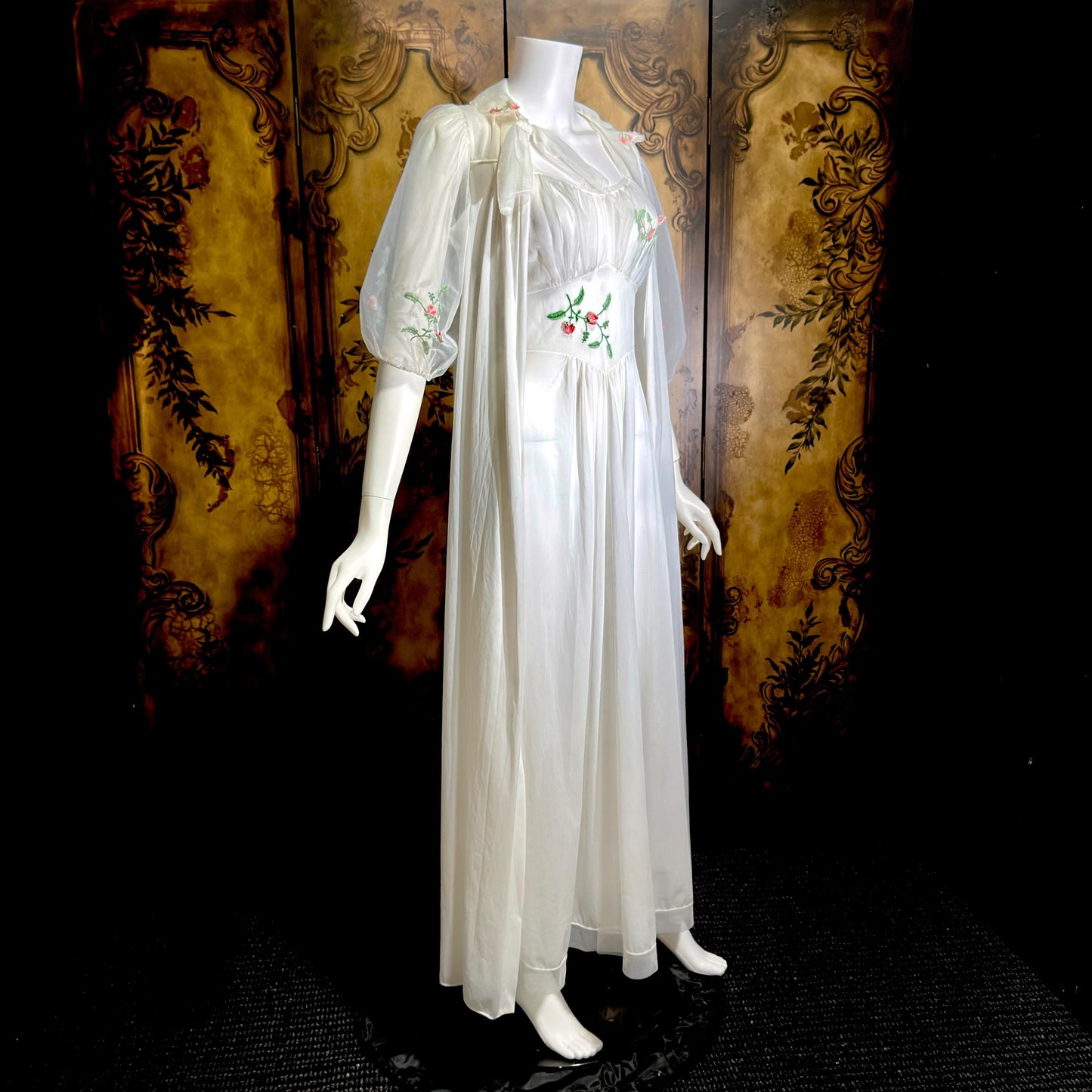 VANITY FAIR vintage 1950s peignoir slip dress set, frothy white nylon bridal nightgown robe set