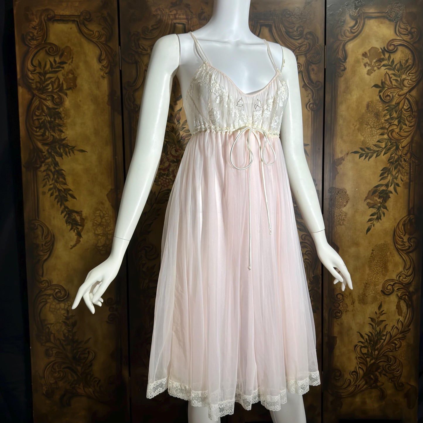 LUCIE ANN Claire Sandra peignoir set, vintage 1960s sassy pink short lingerie gown set