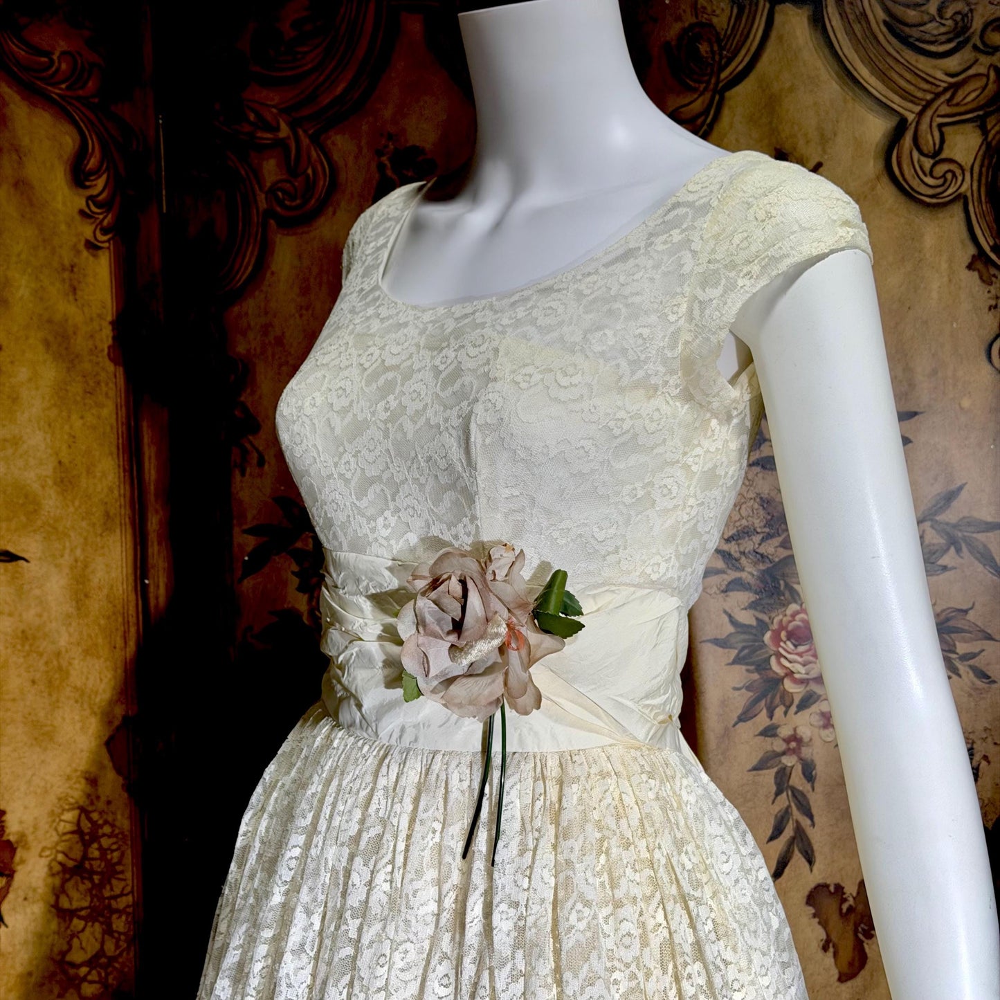 EMMA DOMB vintage 1950s evening prom dress, White Lace Cupcake Party Short Wedding dress