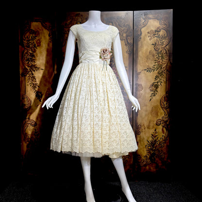 EMMA DOMB vintage 1950s evening prom dress, White Lace Cupcake Party Short Wedding dress
