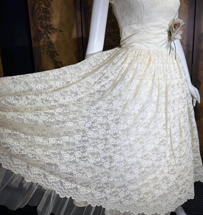 EMMA DOMB vintage 1950s evening prom dress, White Lace Cupcake Party Short Wedding dress