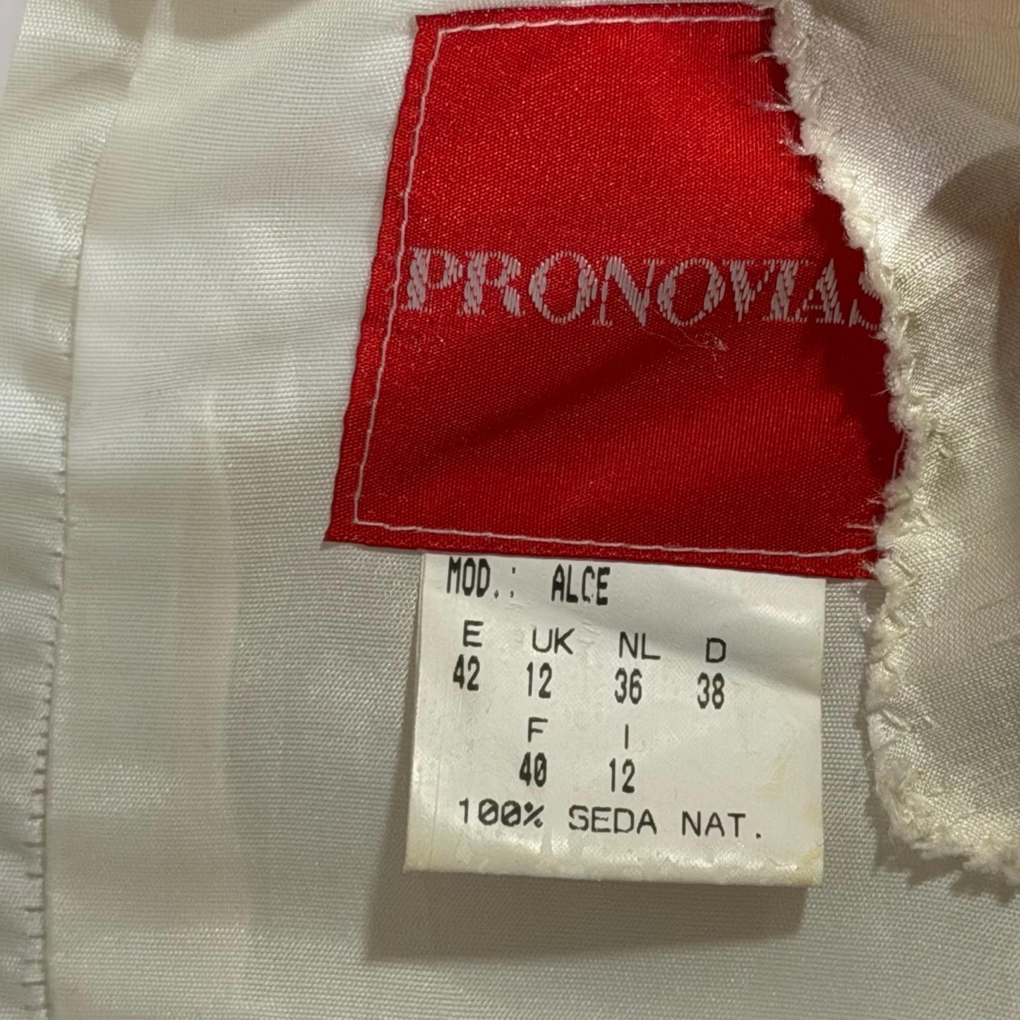 PRONOVIAS vintage wedding dress gown, 1980s All Silk Princess White Ball Gown