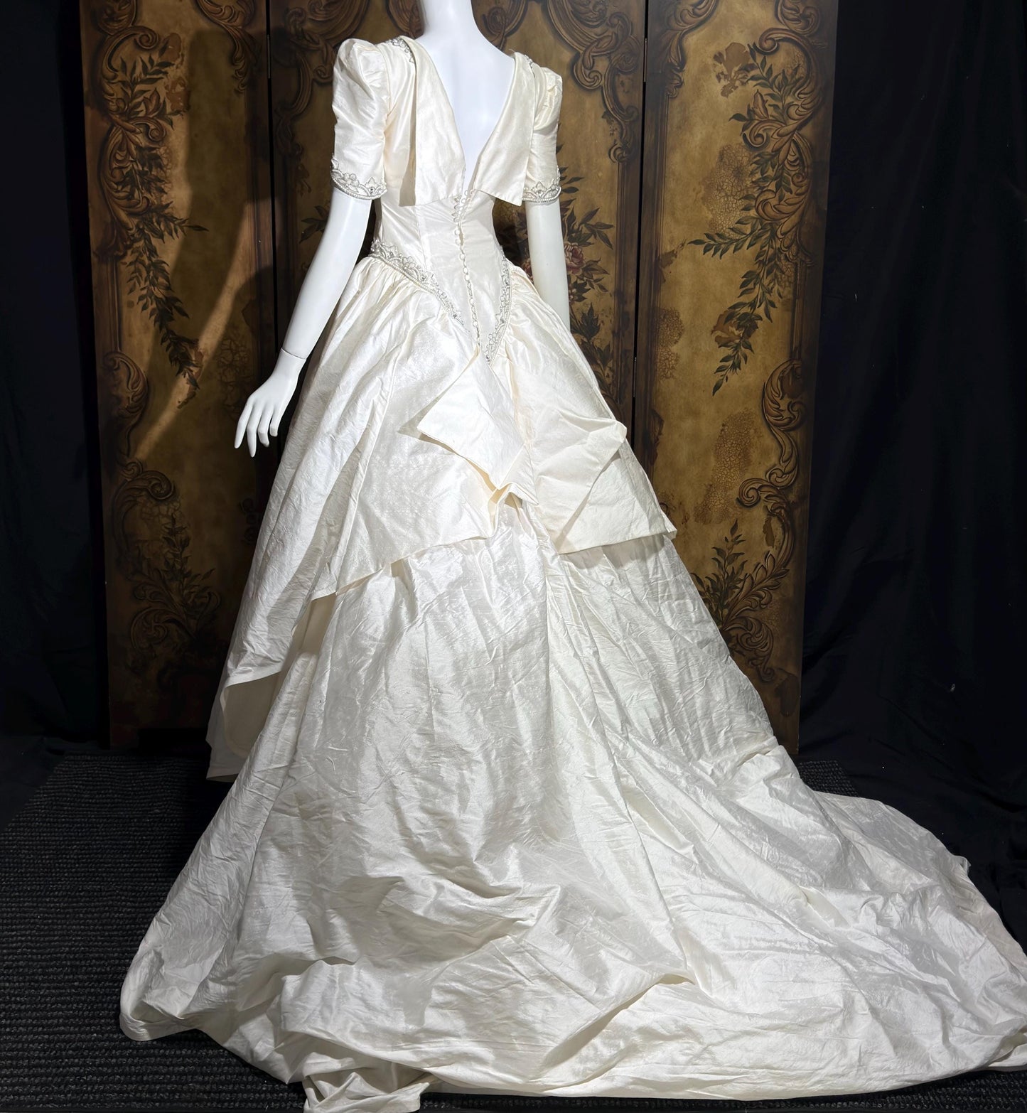 PRONOVIAS vintage wedding dress gown, 1980s All Silk Princess White Ball Gown