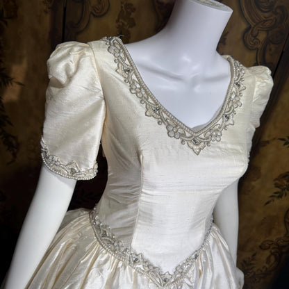 PRONOVIAS vintage wedding dress gown, 1980s All Silk Princess White Ball Gown