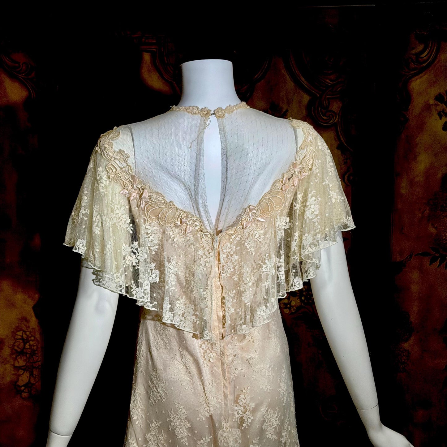 COUNTRY ELEGANCE vintage 1970s wedding dress gown, Susan Lane Romantic Boho Pink french lace dress