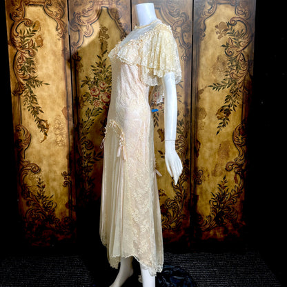 COUNTRY ELEGANCE vintage 1970s wedding dress gown, Susan Lane Romantic Boho Pink french lace dress