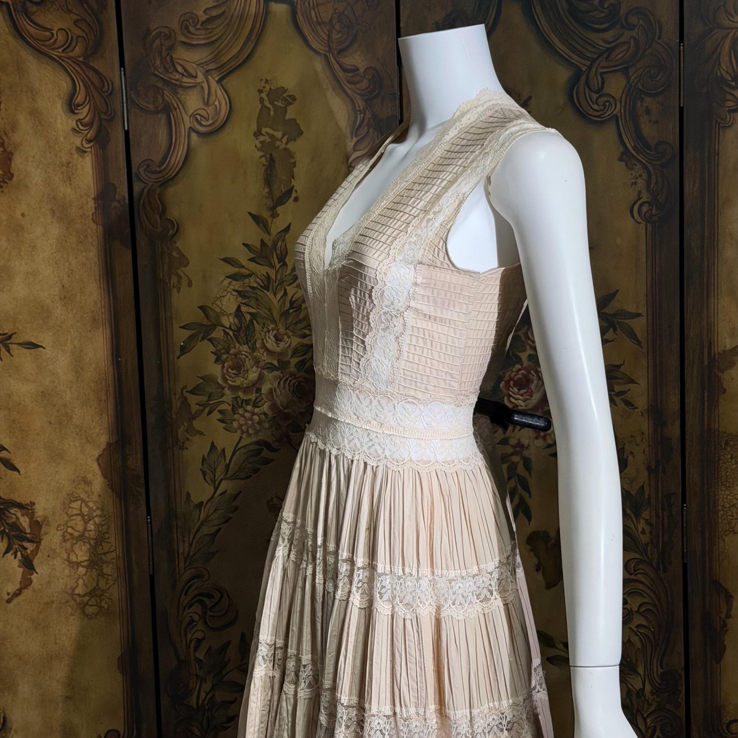 1970s Vintage evening wedding Dress, Blush Taupe Mexican Boho cotton crochet gown