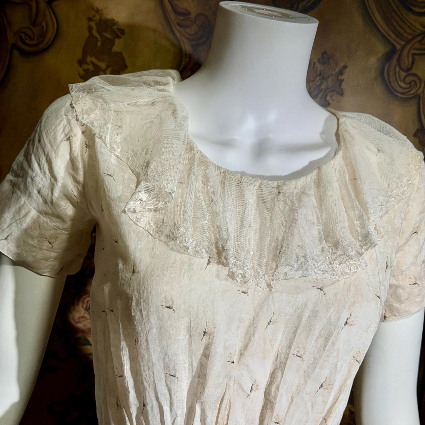 1930s vintage Cotton Day Dress, Ruffle Collar Peplum Batiste Casual Dress